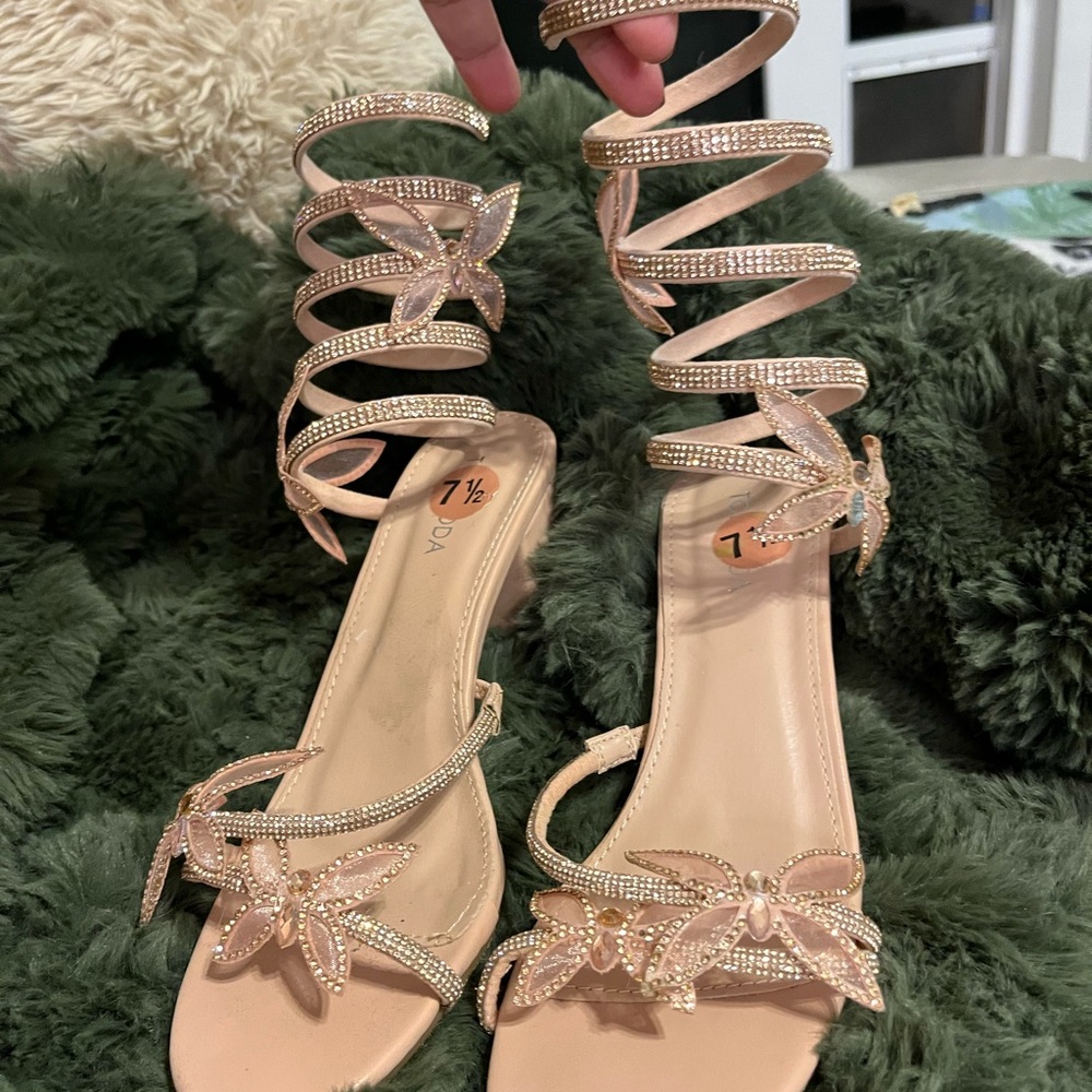 TOP Moda Pink Crystal Spiral-Strap Heeled Sandals